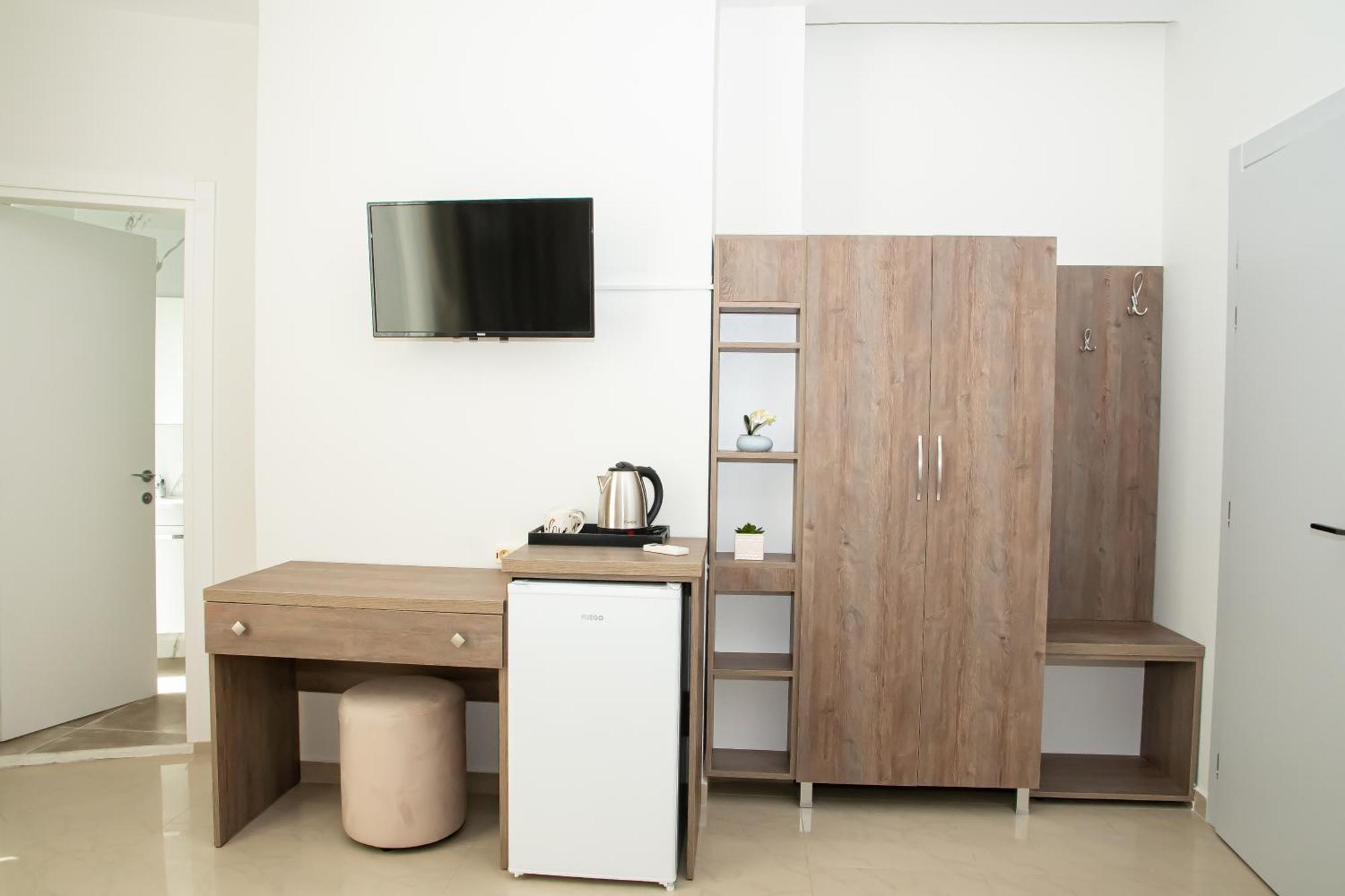 Alv Rent Rooms Avlonya Dış mekan fotoğraf