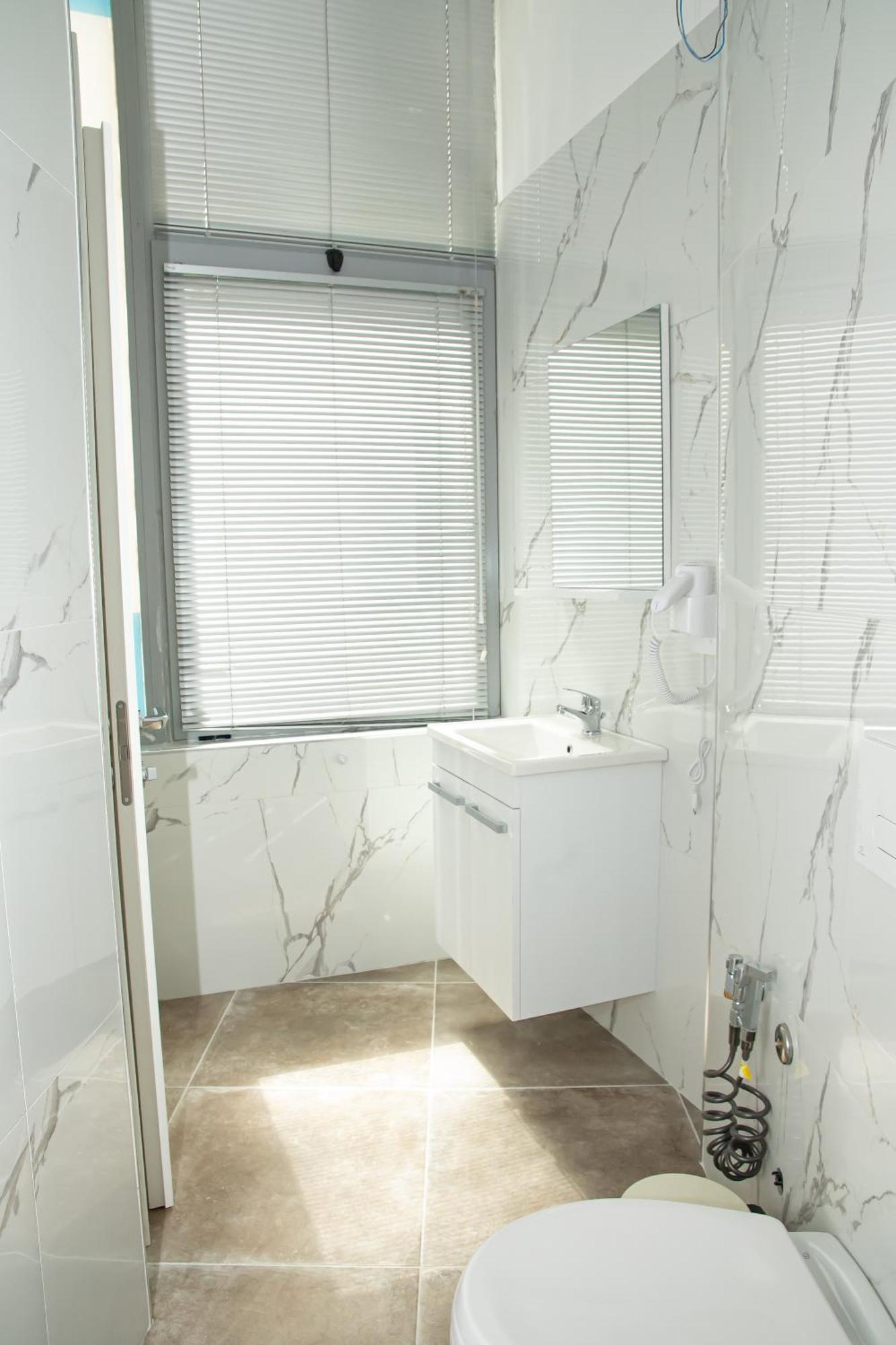 Alv Rent Rooms Avlonya Dış mekan fotoğraf